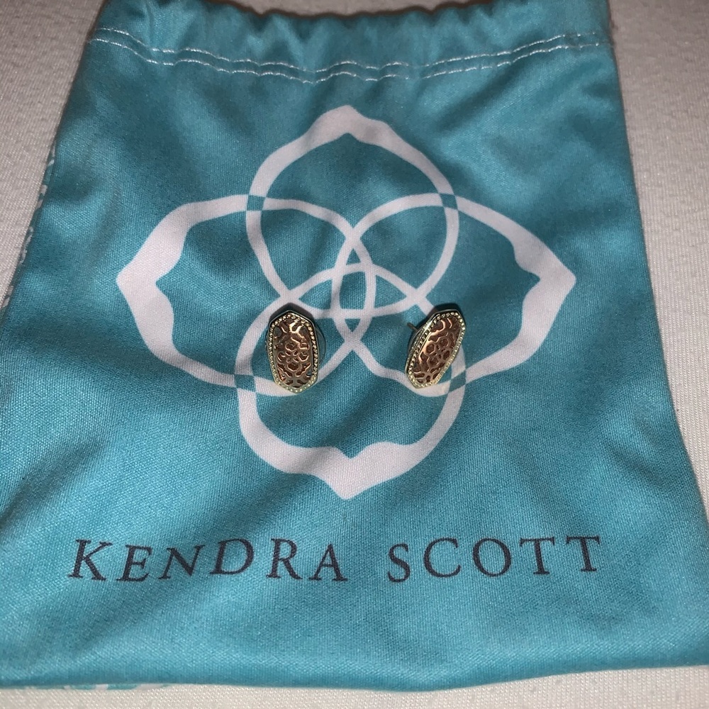KENDRA SCOTT EARRINGS